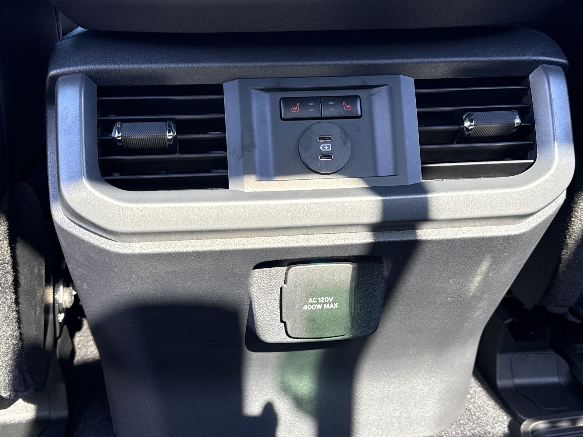 2025 Ford F-150 Lariat - Photo 25