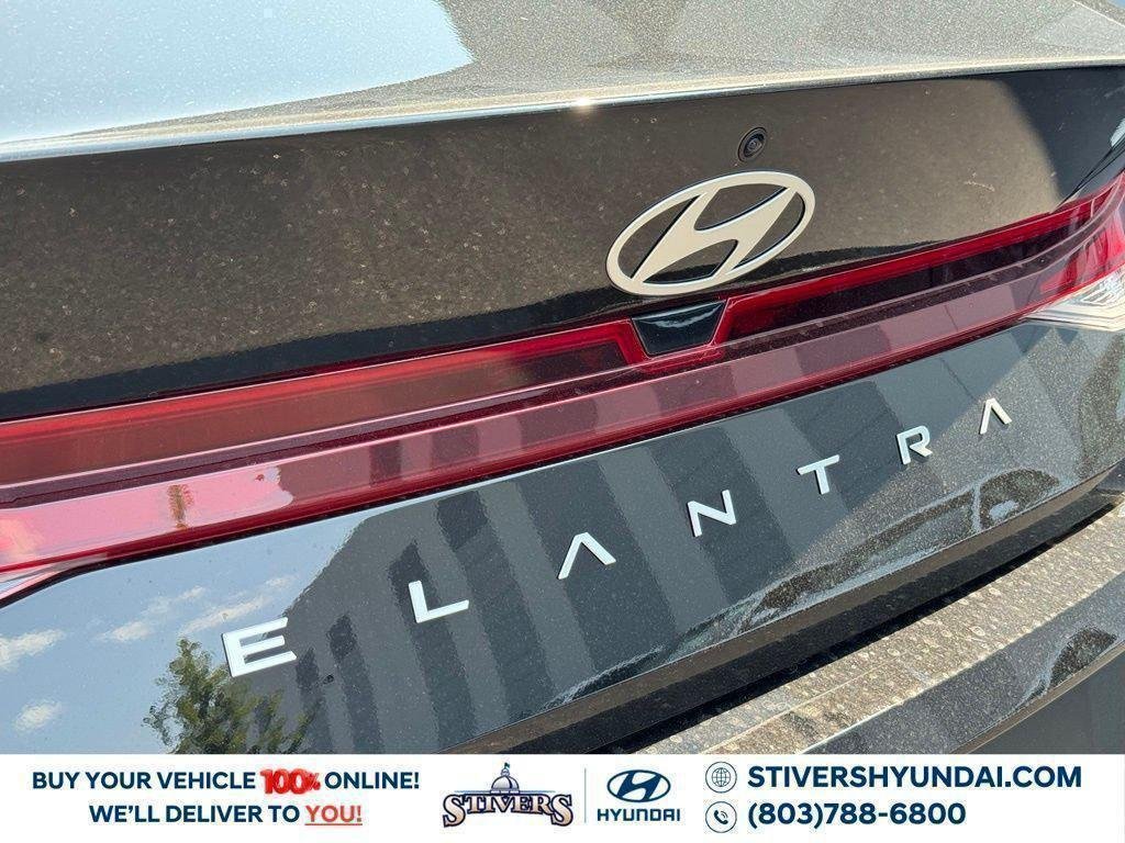 New 2026 Black Hyundai SE image 15