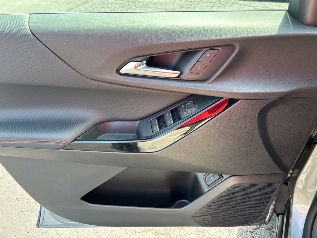 2027 Chevrolet Equinox RS - Photo 17