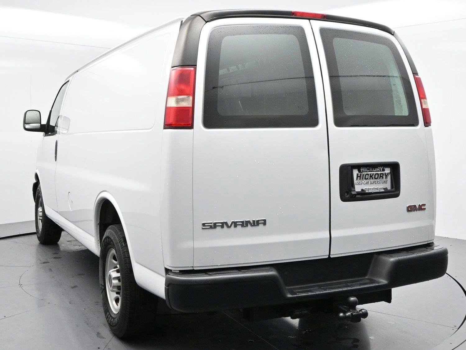 Used 2018 Summit White GMC 2500 image 6
