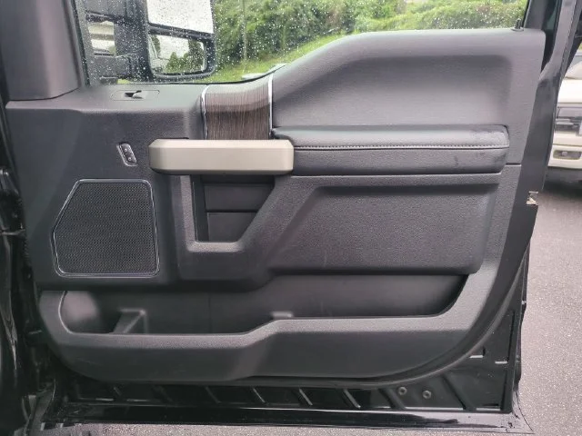 Used 2021 Black Ford Lariat image 34