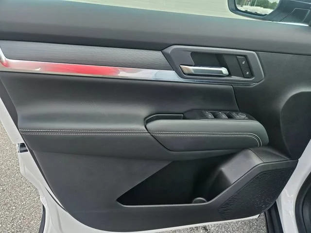 New 2027 Summit White GMC Elevation image 10