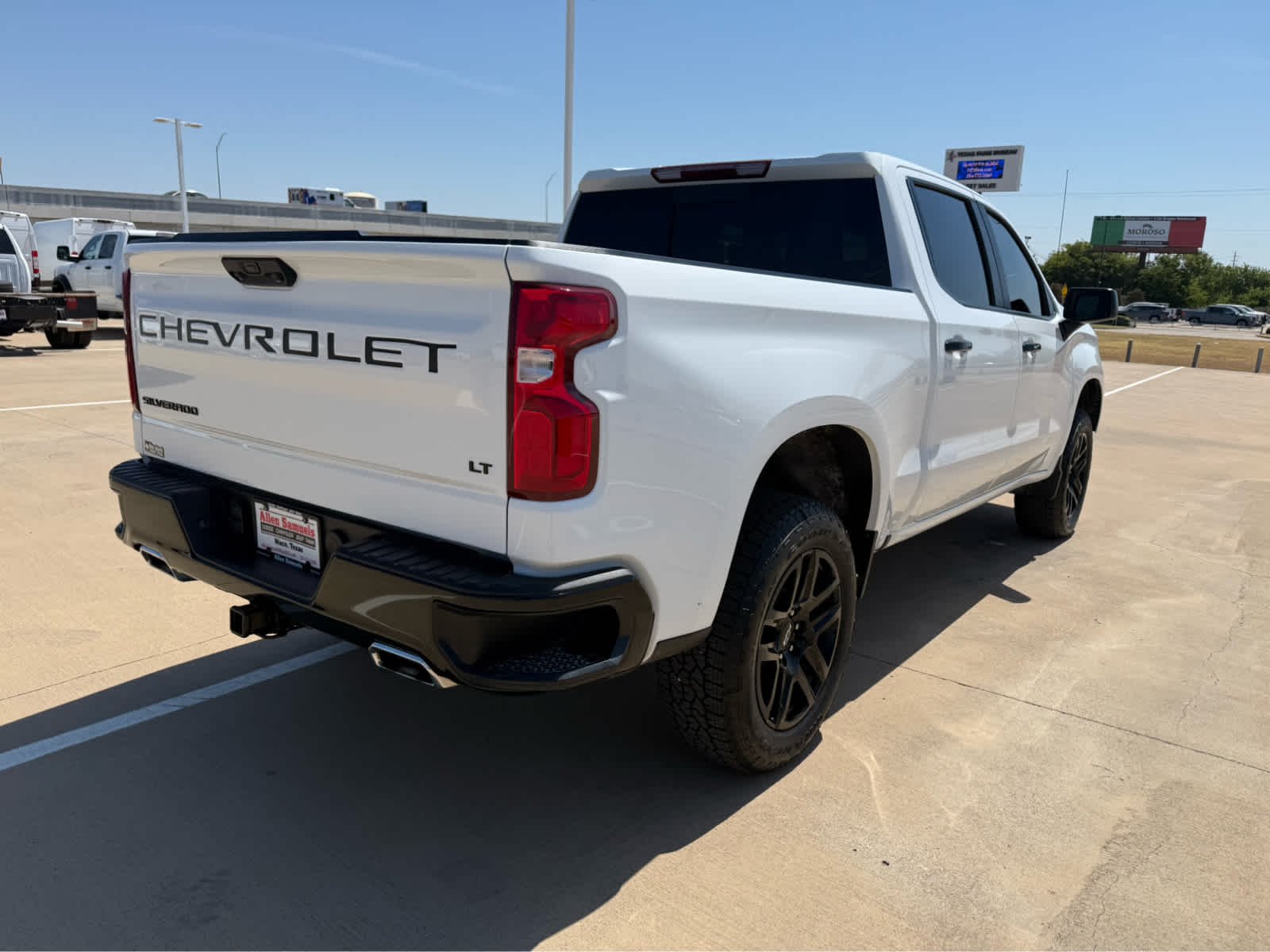 Used 2025 Summit White Chevrolet LT Trail Boss image 6