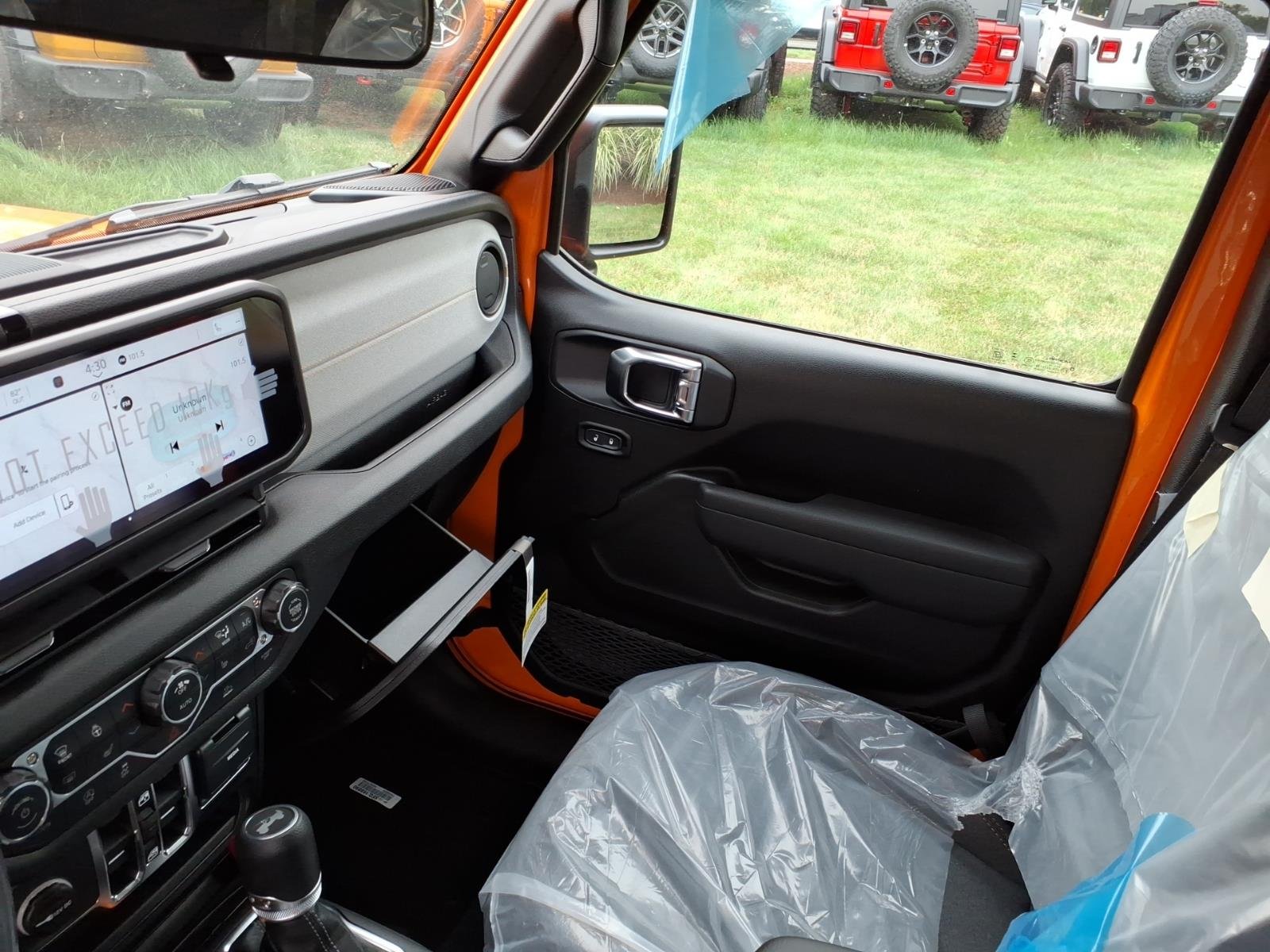New 2026 Joose Exterior Paint Jeep Sport S image 17