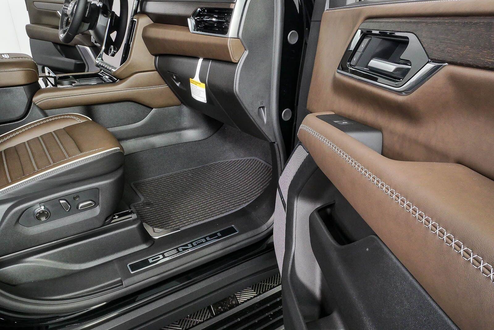 2026 GMC Yukon Denali Ultimate - Photo 26