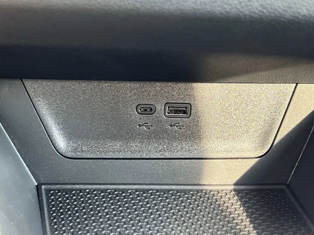 2026 Chevrolet Equinox LT - Photo 18