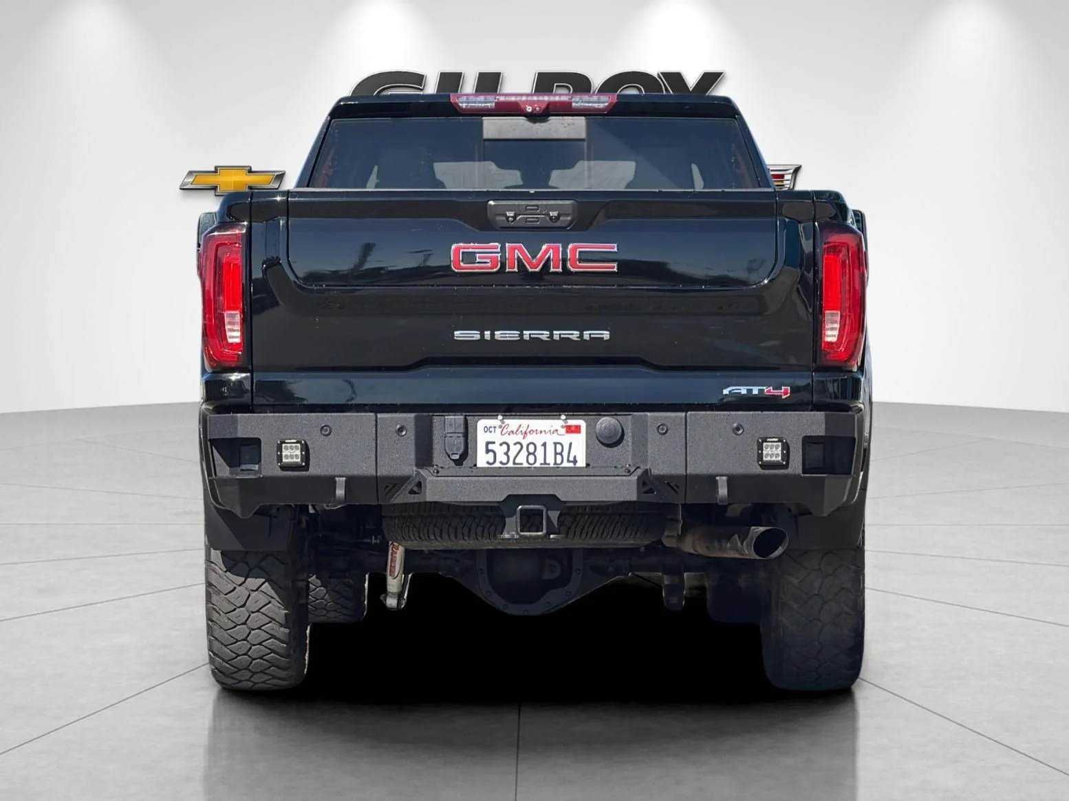 Used 2022 ONYX BLACK GMC AT4 image 4