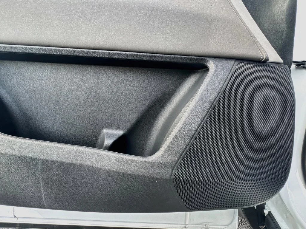 New 2027 RADIANT WHITE INFINITI Luxe FWD image 19
