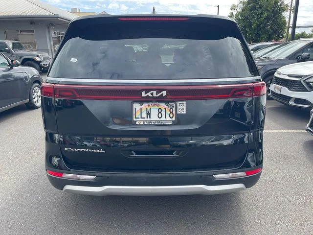 Used 2022 Black Kia EX image 6