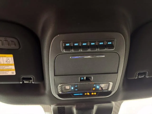 New 2026 Star White Metallic Tri-Coat Ford F-250® Platinum® image 28