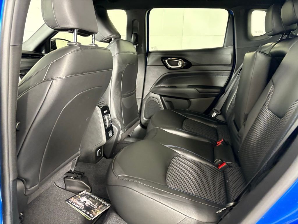 New 2026 Hydro Blue Pearlcoat Jeep Latitude image 35