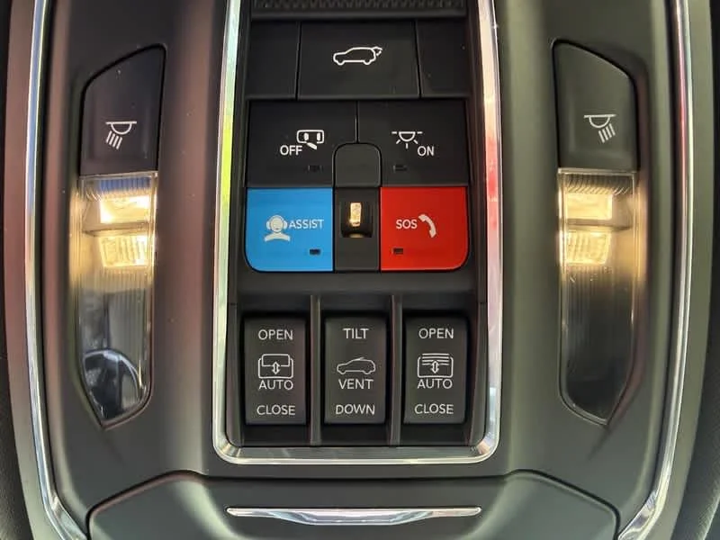 Used 2024 Silver Zynith Jeep Limited image 25