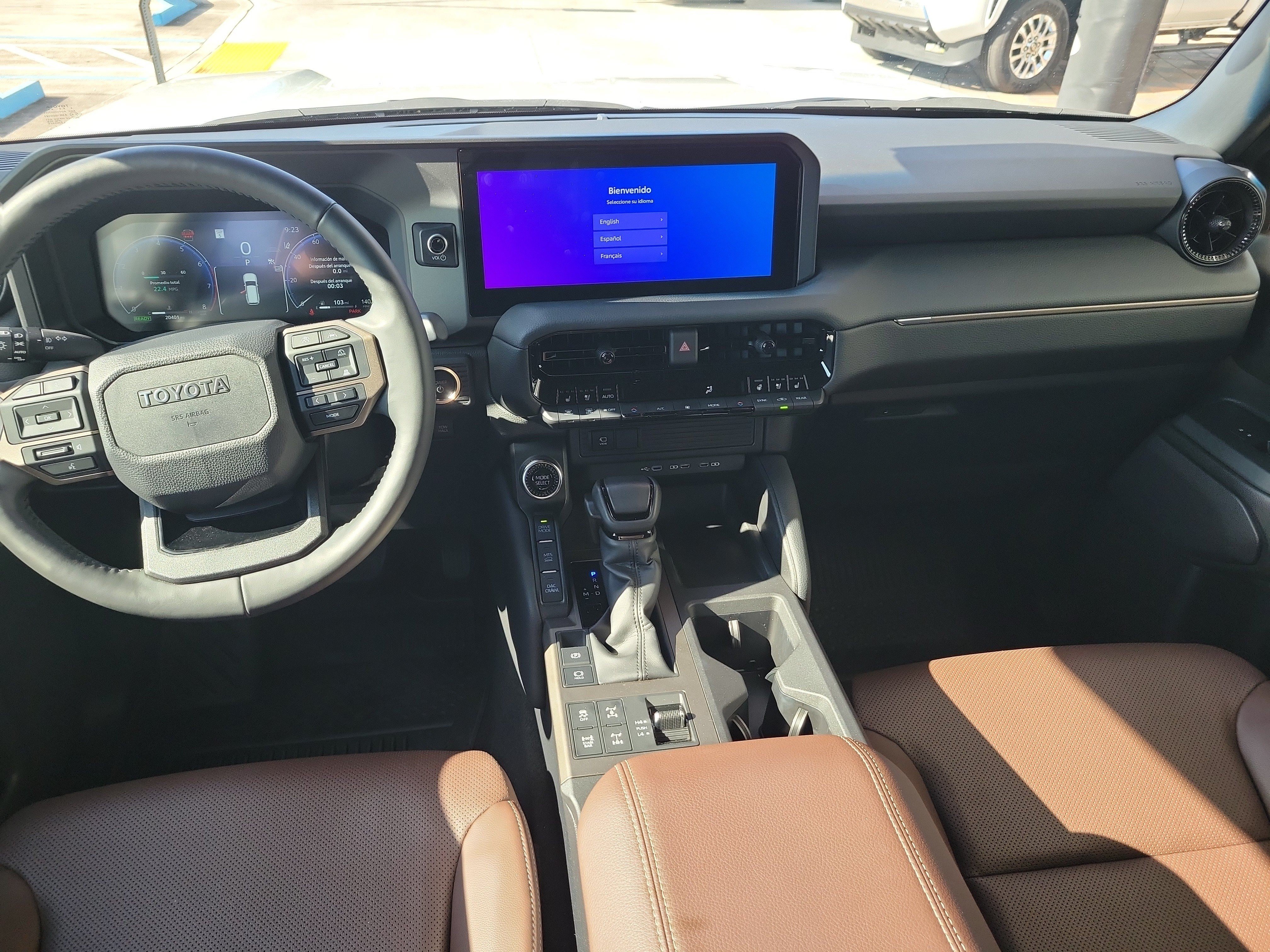 Used 2025 Pearl Toyota Base image 17