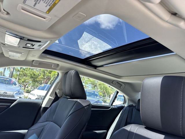 Certified Used 2025 White Lexus 350 Ultra Luxury image 22