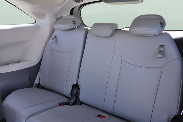 Used 2023 Silver Toyota XLE image 21