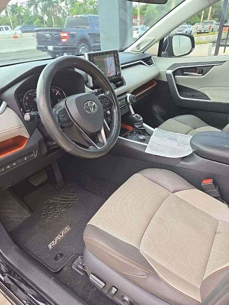 Used 2019 Black Toyota Adventure image 10