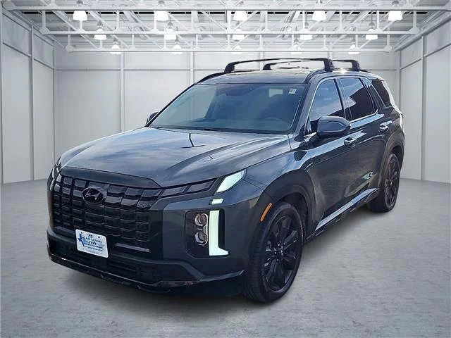 Used 2024 Gray Hyundai XRT All-Wheel Drive image 1