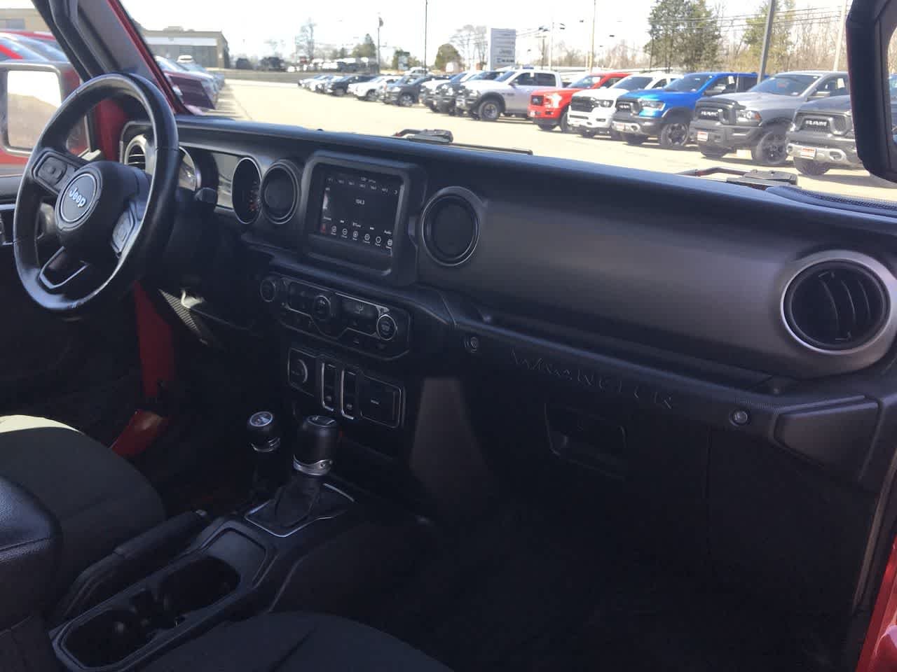 Used 2021 Firecracker Red Clearcoat Jeep Sport S image 16
