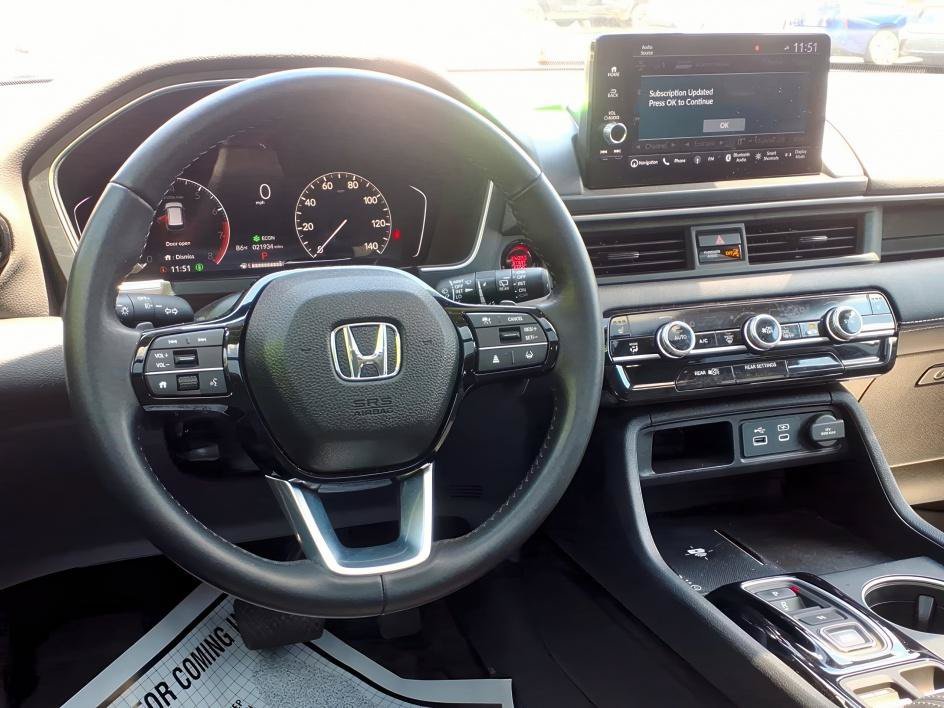 Used 2023 Platinum White Pearl Honda Touring image 11
