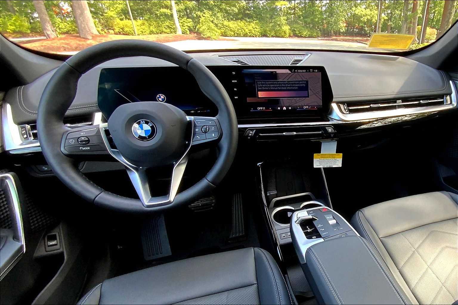 Used 2026 Space Silver Metallic BMW xDrive28i image 5