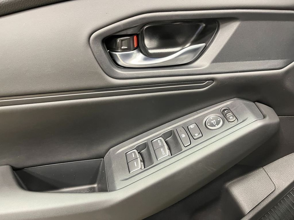2025 Honda Accord SE - Photo 14