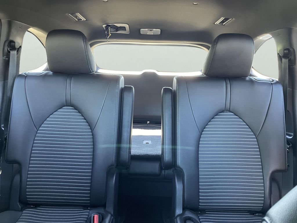 Used 2025 Silver Toyota XLE image 19