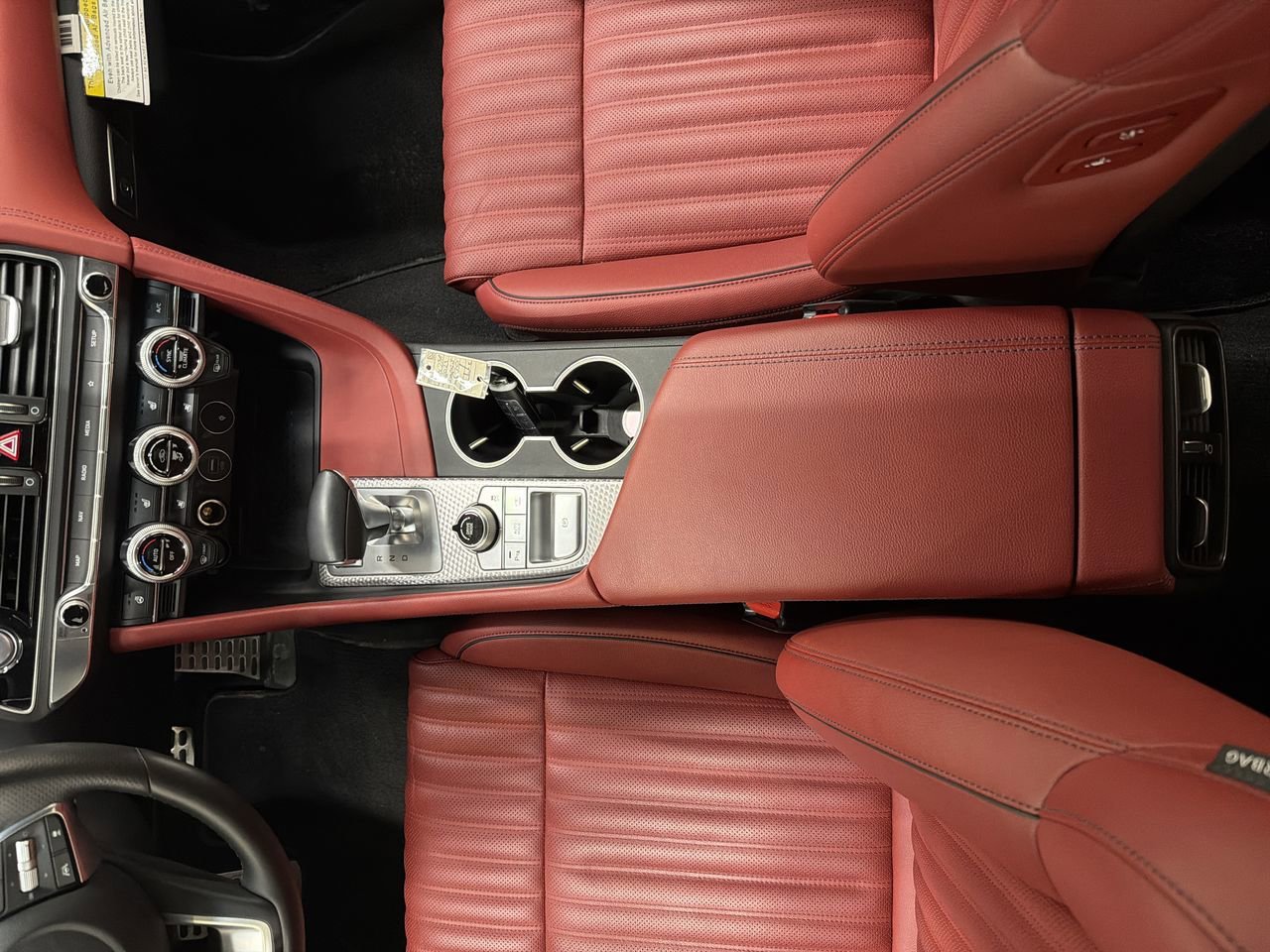 2023 GENESIS G70 Standard - Photo 23