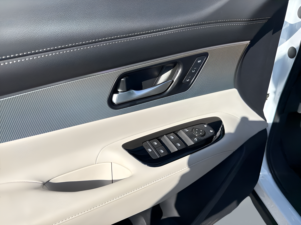 New 2026 White Nissan SL image 16
