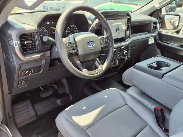 New 2026 Oxford White Ford XL image 8