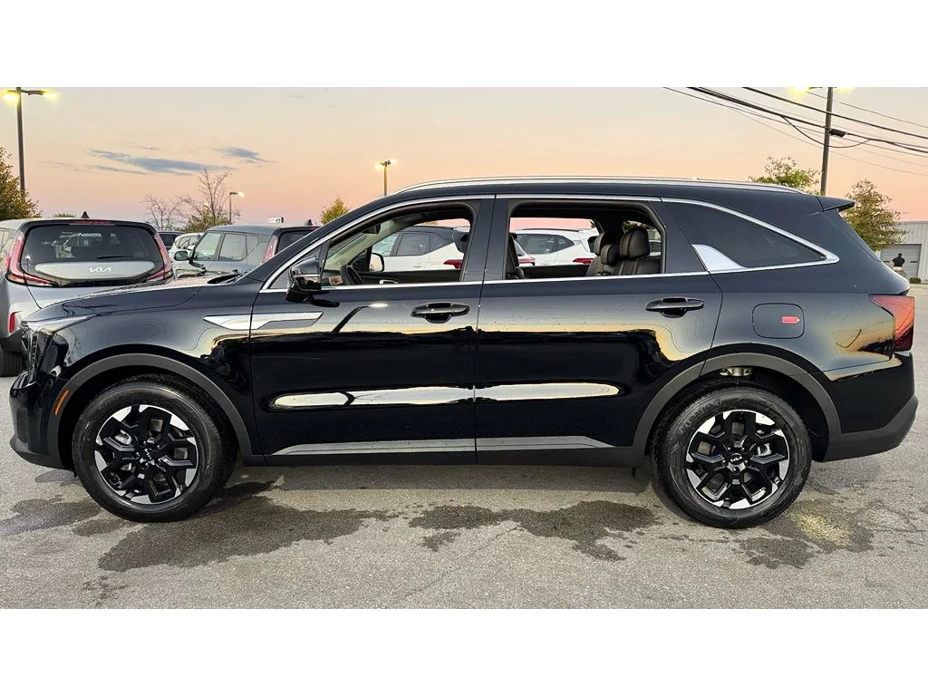 New 2026 Blk Kia S image 27