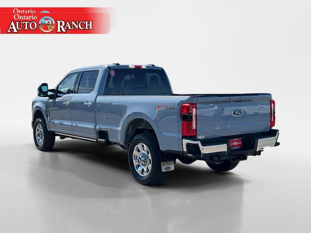 New 2026 Glacier Gray Metallic Tri-Coat Ford F-350® Lariat® image 3