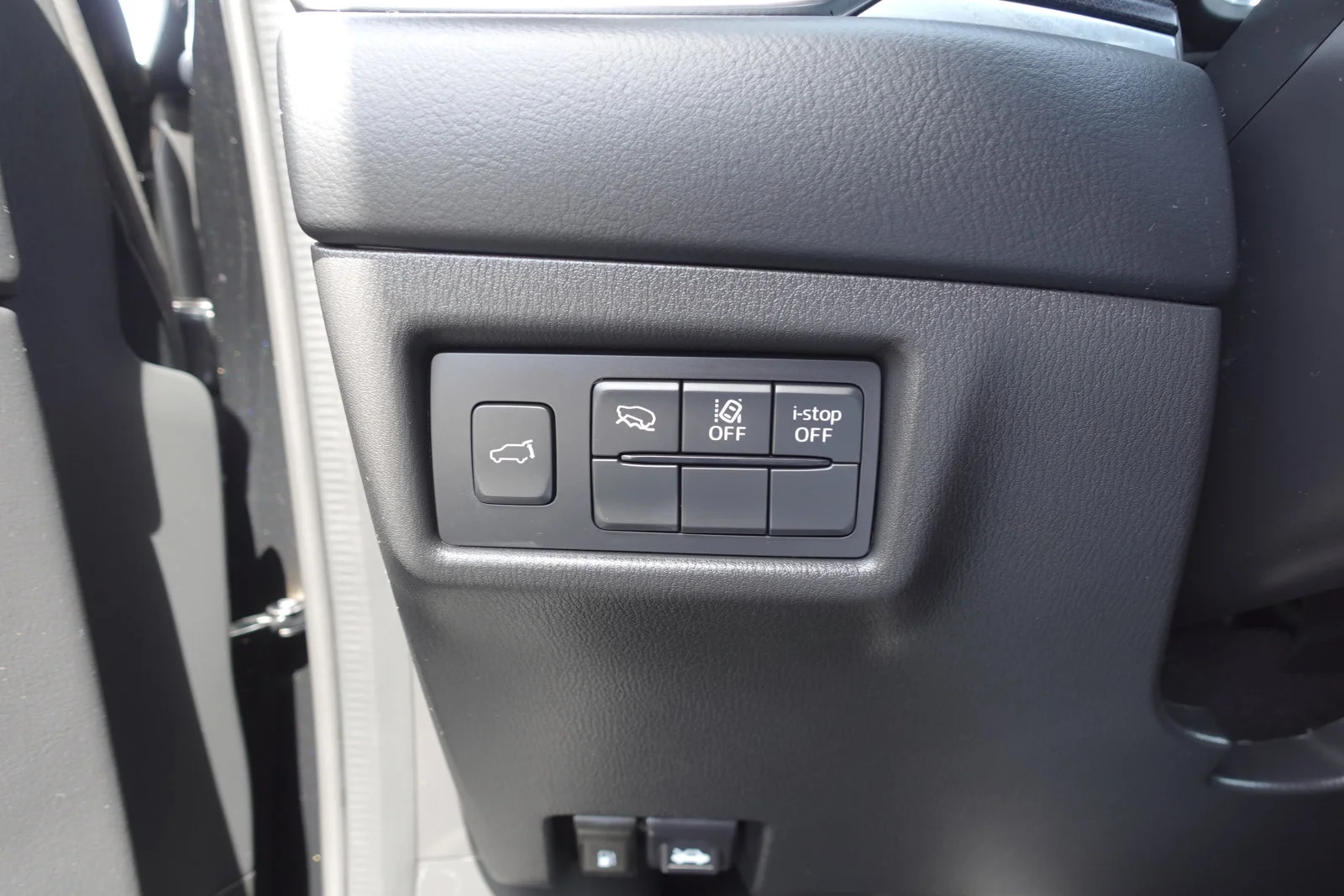 Certified Used 2025 Jet Black Mica Mazda 2.5 S Carbon Edition image 19