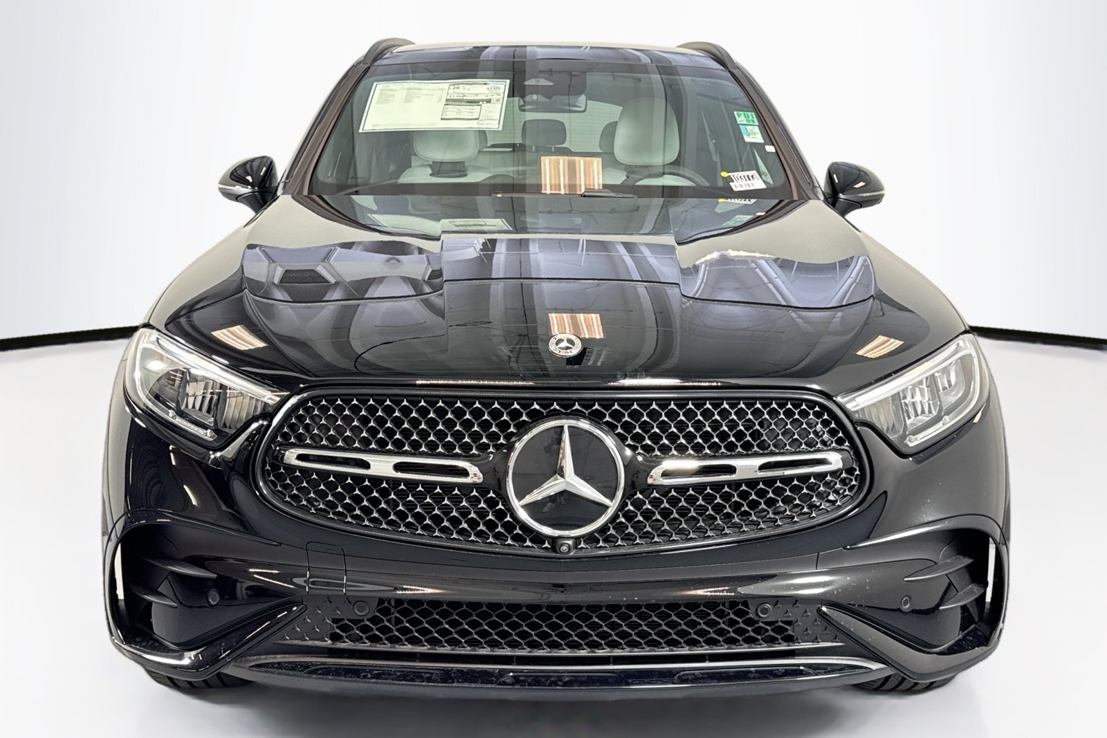 New 2026 Black Mercedes-Benz GLC 300 image 2