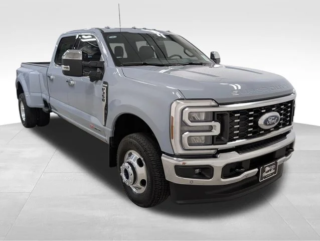New 2026 Glacier Gray Metallic Tri-Coat Ford F-350® King Ranch® image 66