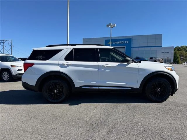 Used 2020 Oxford White Ford XLT image 7