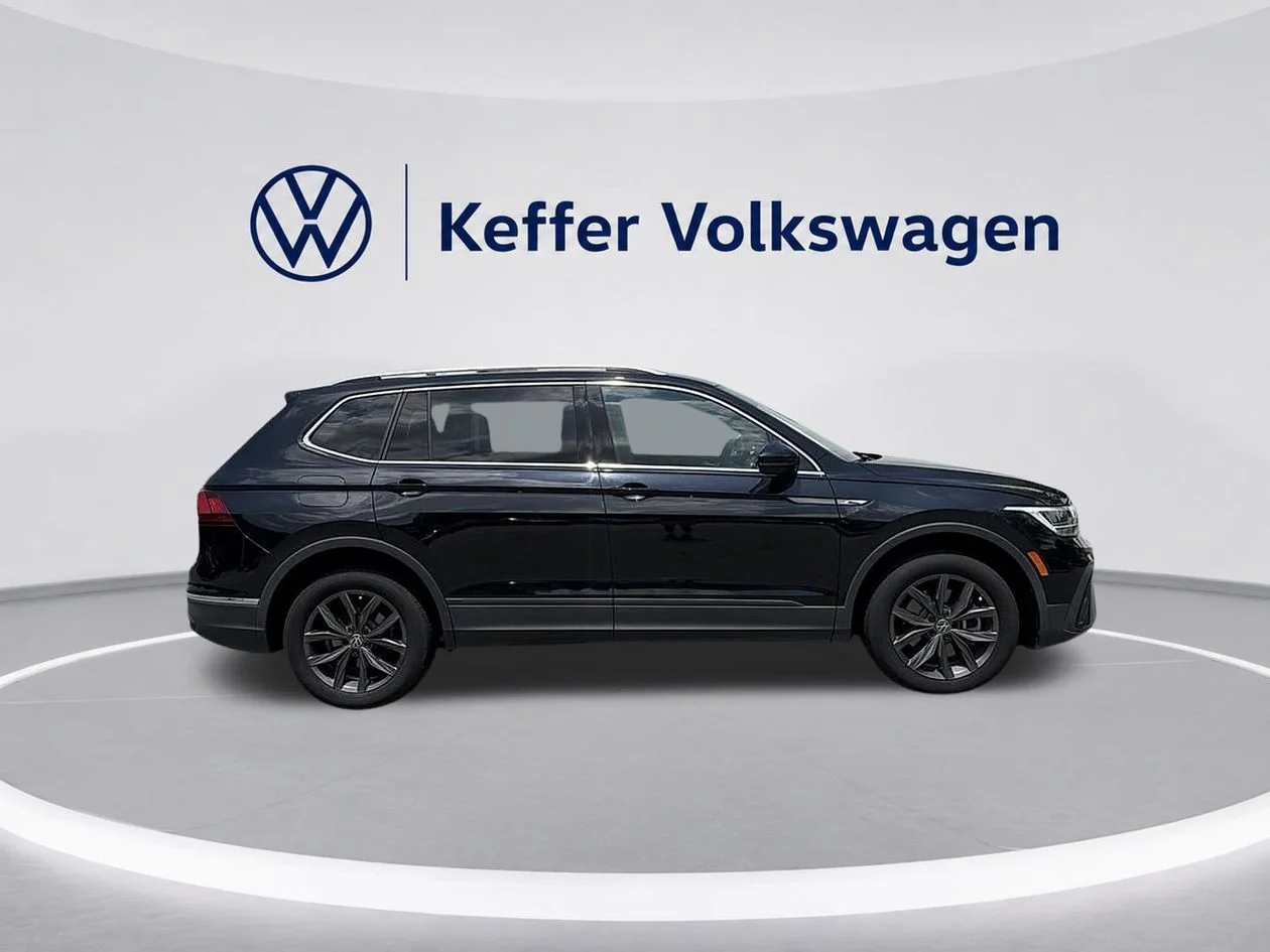 Used 2023 Black Volkswagen 2.0T SE image 6