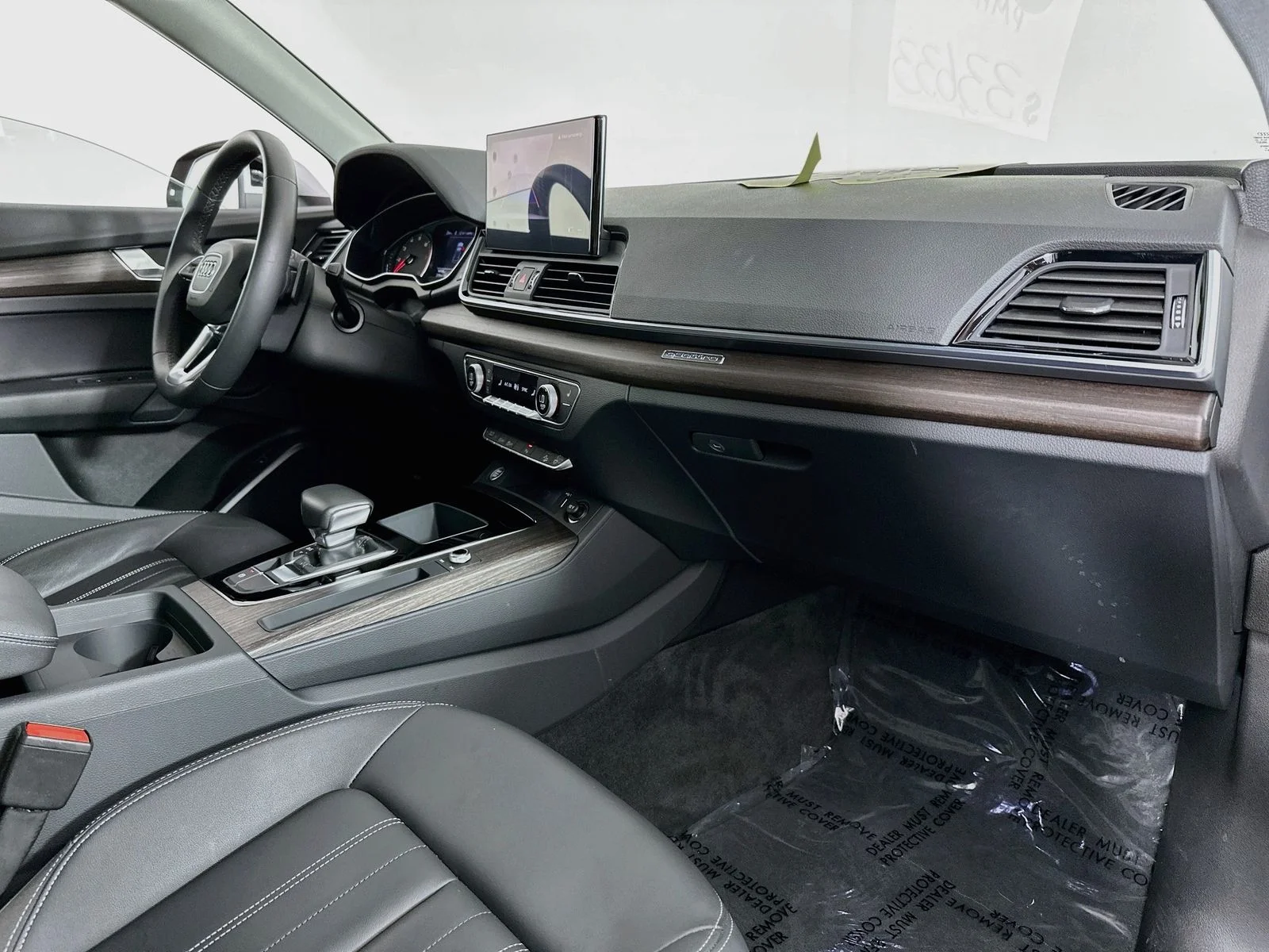 Used 2023 Silver Metallic Audi 45 S line Premium image 30