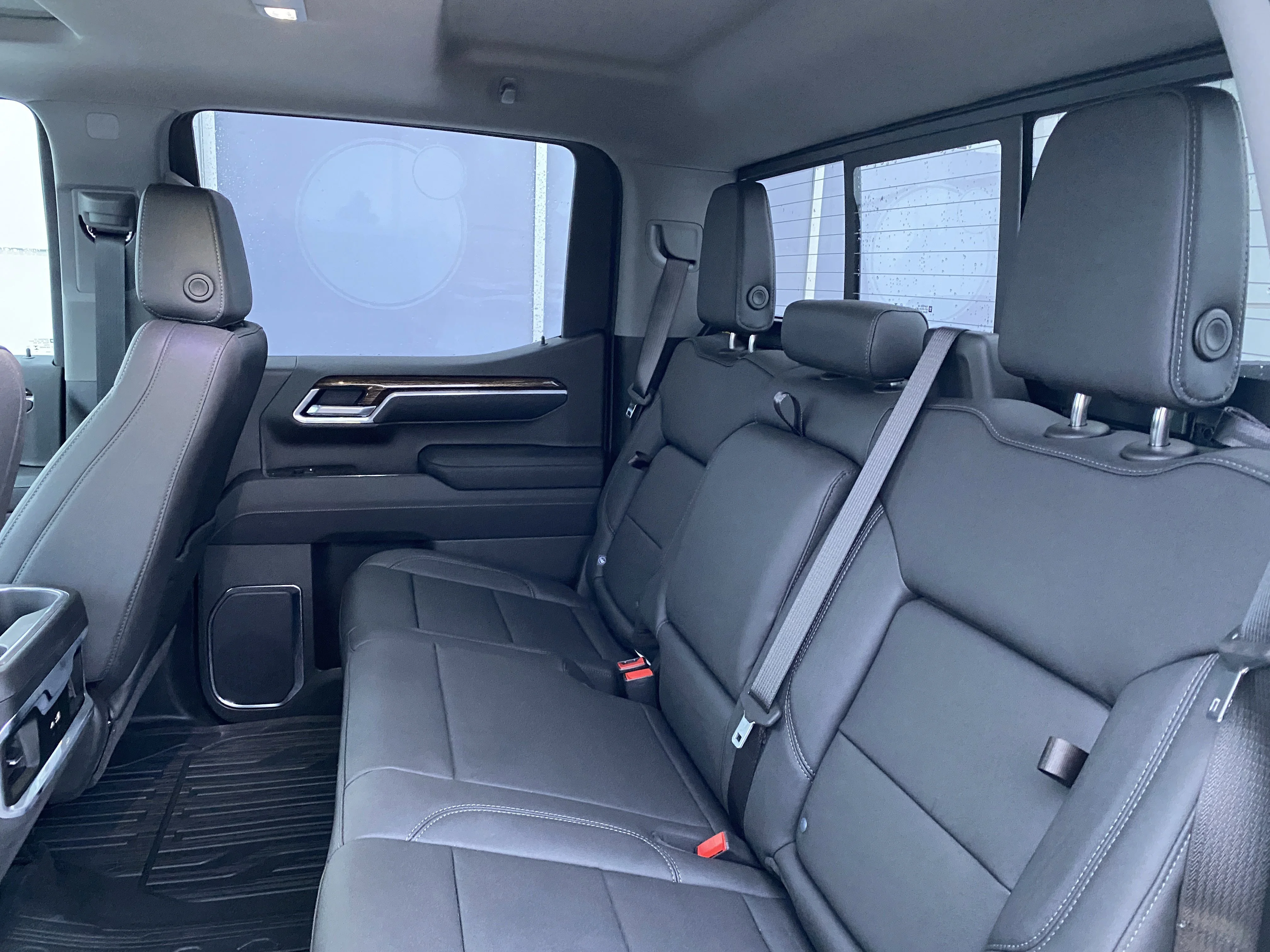 New 2026 Summit White GMC Elevation image 29