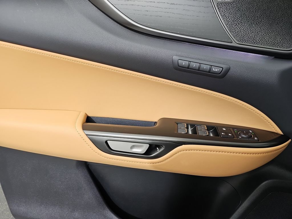 2026 Lexus NX 450h+ Luxury - Photo 27