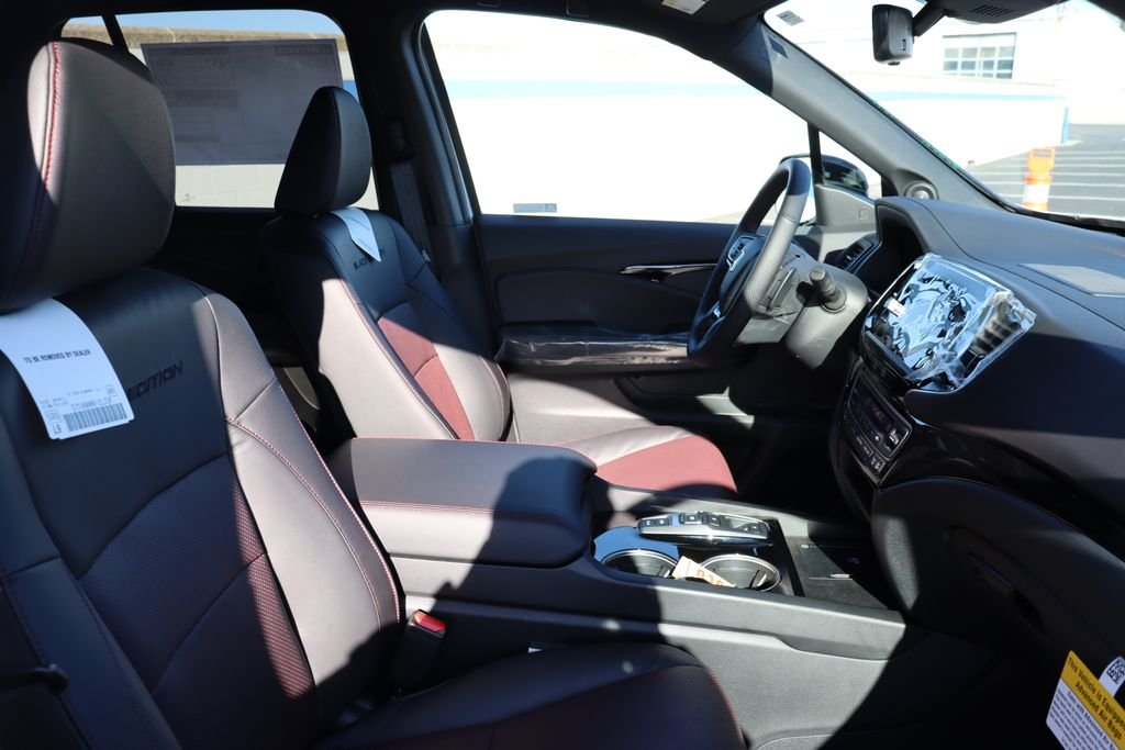 New 2026 Platinum White Pearl Honda Black Edition image 20