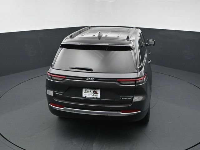 New 2026 Baltic Gray Metallic Clear-Coat Exterior Paint Jeep Limited image 17