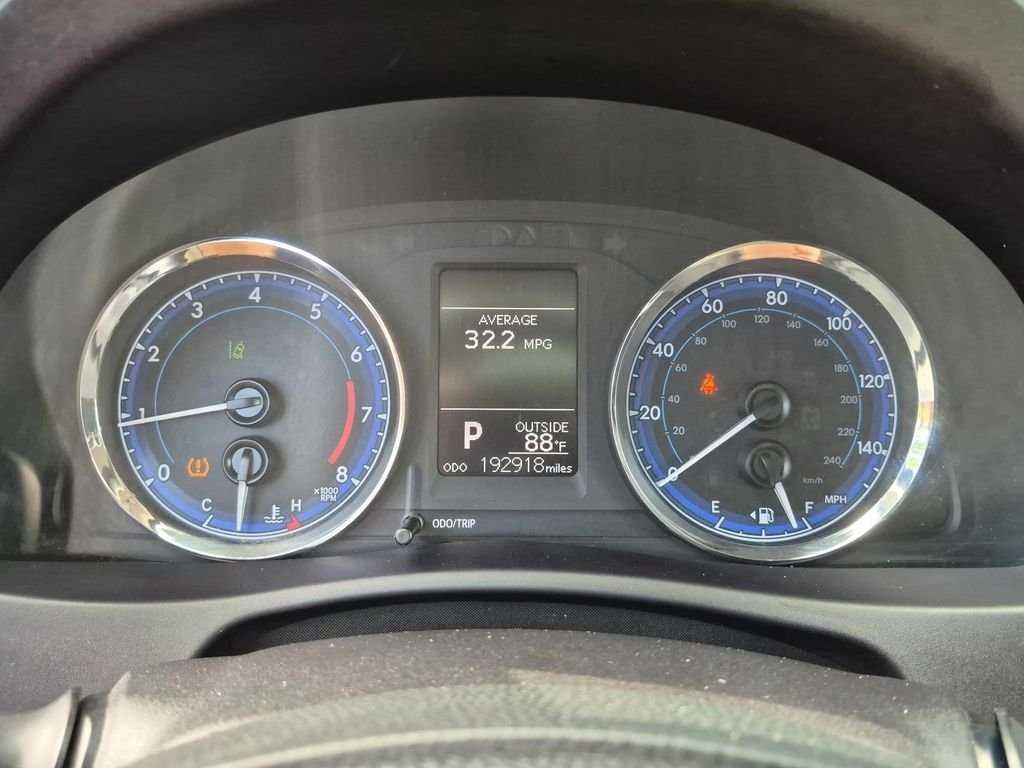 Used 2018 Blue Toyota LE image 19