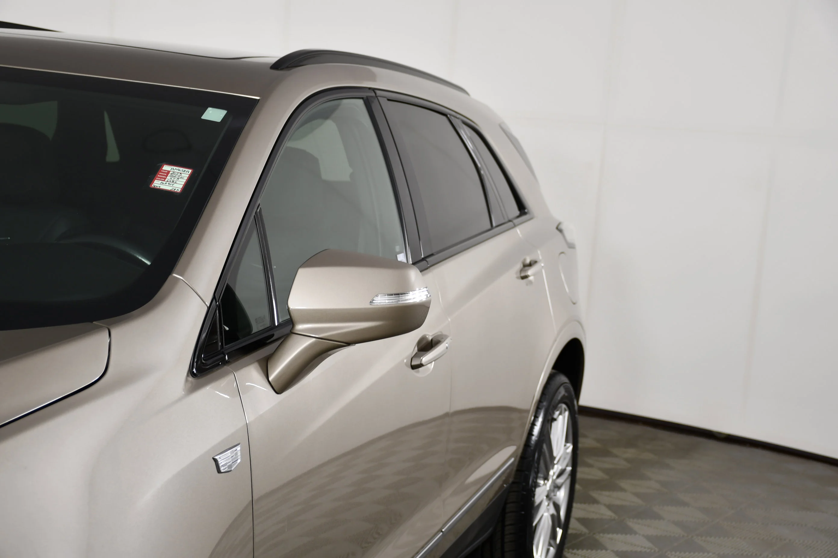 Used 2023 Latte Ea Cadillac AWD Sport image 13