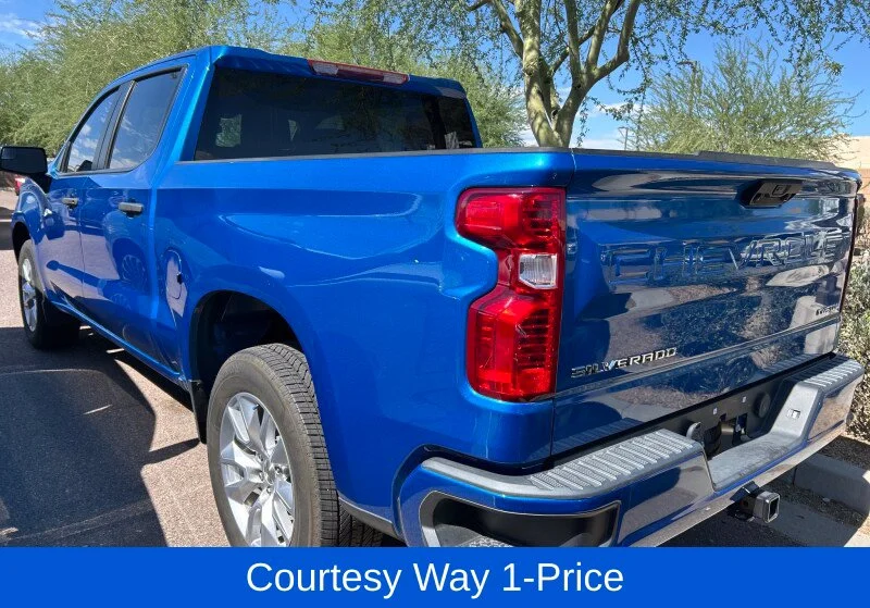 Used 2024 Blue Chevrolet Custom image 4