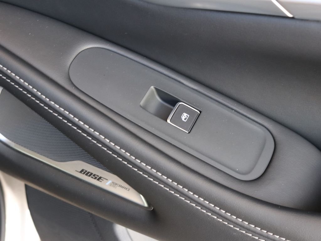 Used 2025 Silver INFINITI Sensory image 43