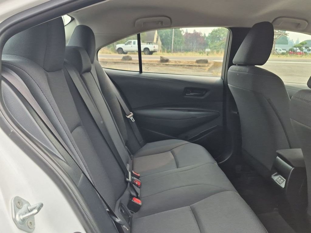 Used 2024 Ice Toyota LE image 27