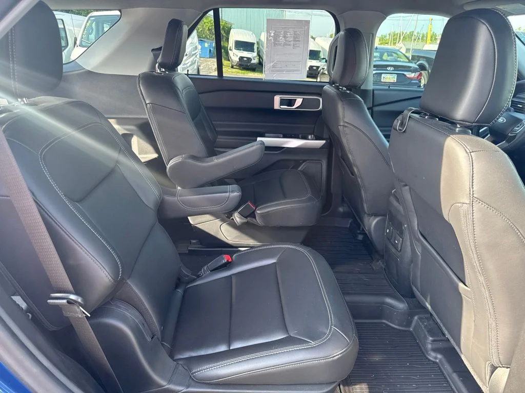 Used 2023 Blue Ford XLT image 40