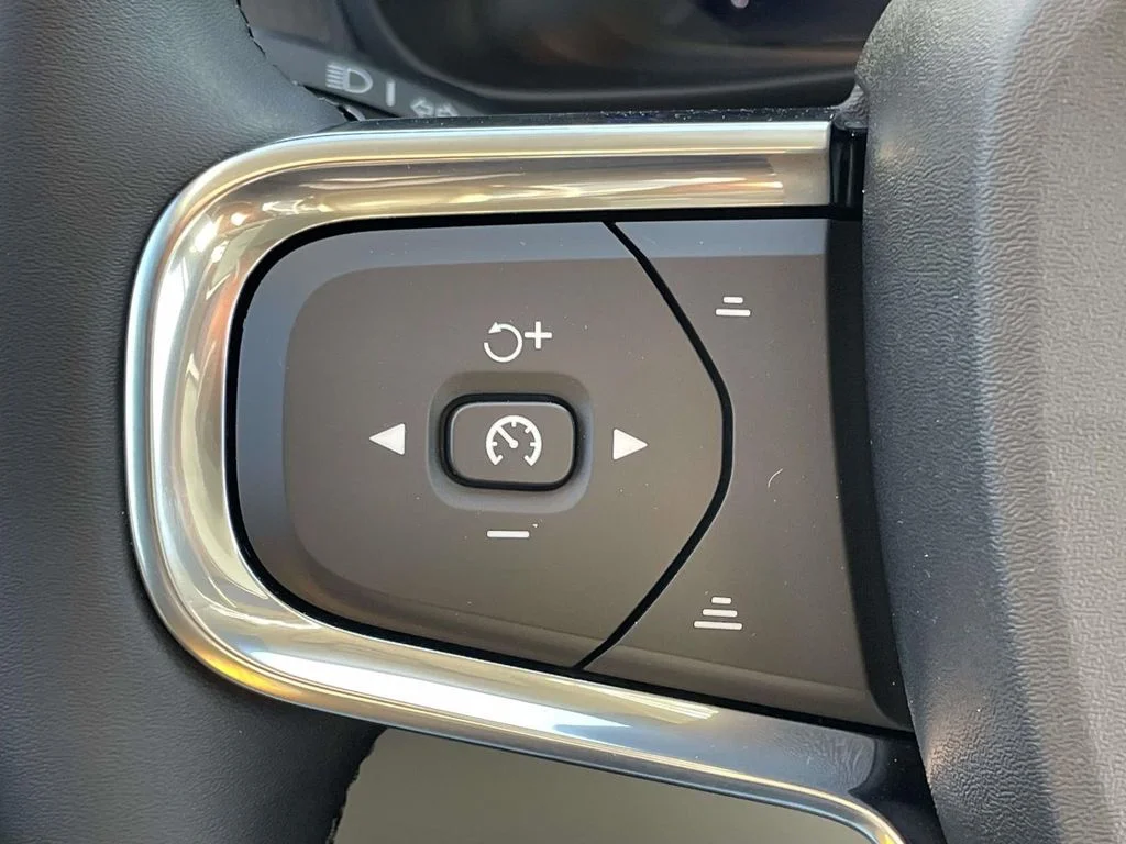 New 2026 Crystal White Volvo Ultra image 10