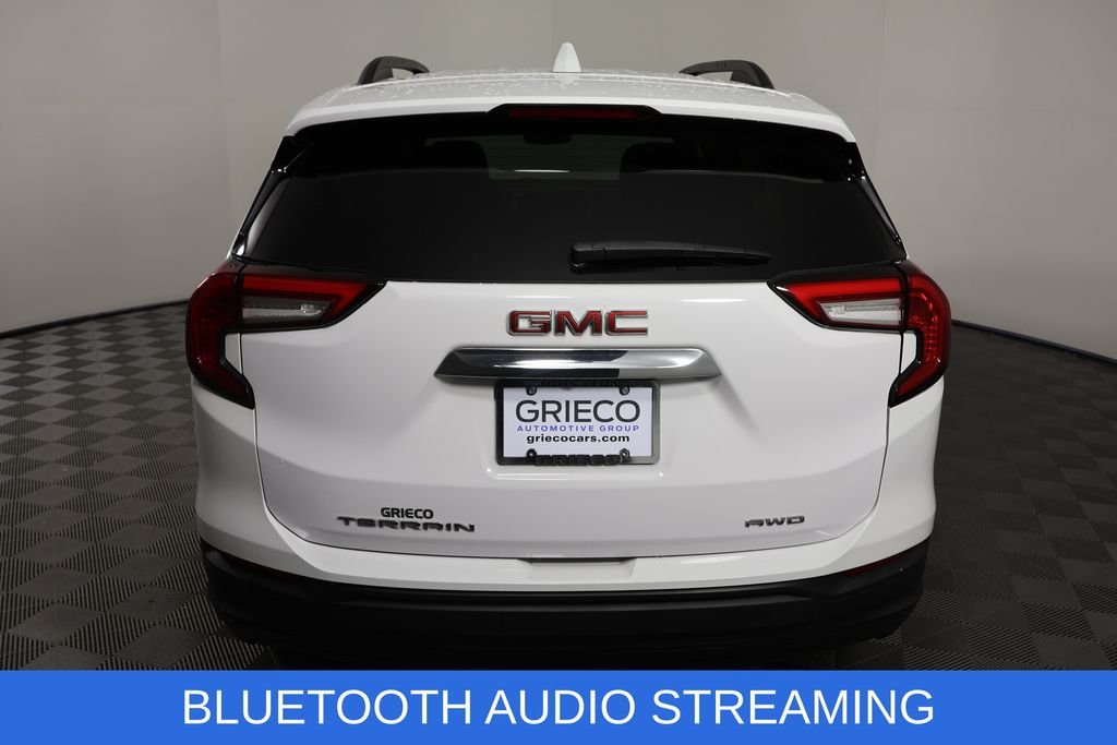 Used 2023 White GMC SLE image 6