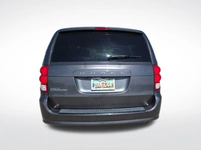 Used 2018 Gray Dodge SE Plus image 6